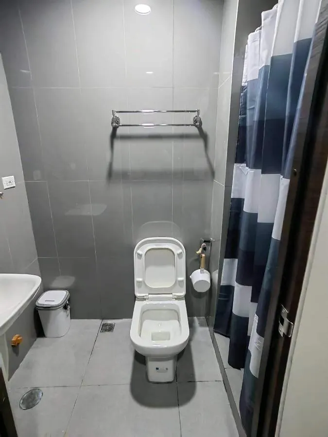 Aparthotel Cruz Air Residences Makati City Philippines